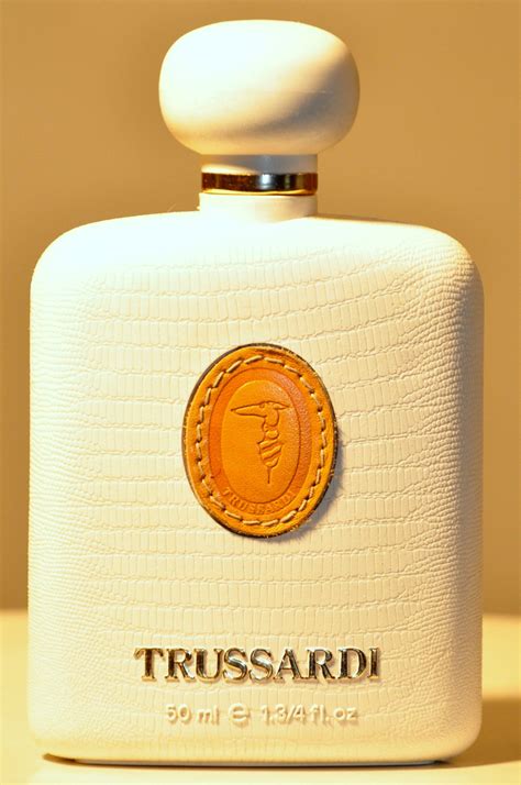 trussardi donna white eau de toilette